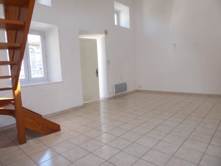 Location maison 3 pièces 72.4 m² à Saint-Maurice-d'Ardèche (07200) - Photo 2