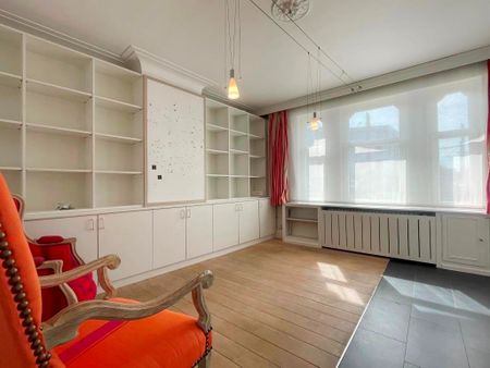 Imposante burgerwoning met vier slaapkamers en stadstuin - Foto 5