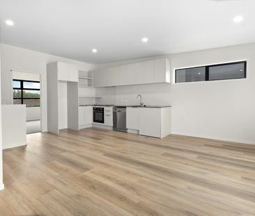 15 The Strand, Wainuiomata - Photo 3