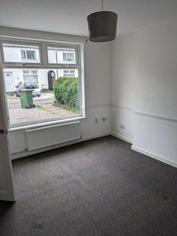 2 bedroom terraced house to rent - Photo 3