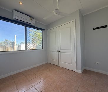 10 Palm Drive, Deeragun QLD 4818 - House For Rent - $550 | Domain - Photo 4