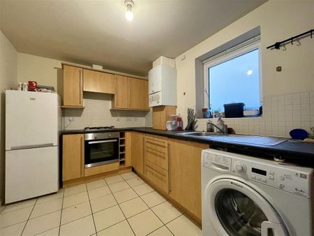 1 bedroom apartment to rent - Photo 5