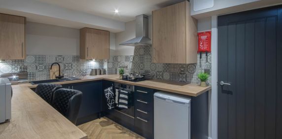 1 Bedroom - Photo 2