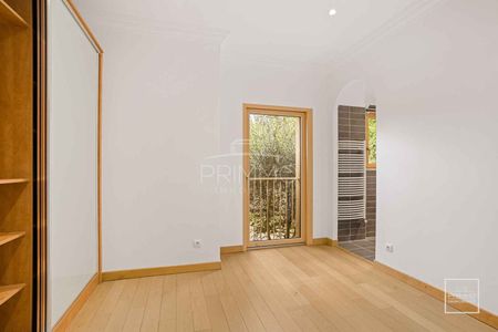 Tout savoir sur cette maison à Collonges-au-Mont-d'Or - Photo 2