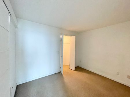 For Lease - 208 Queens Quay Unit# 1505, Toronto, Ontario - Photo 3