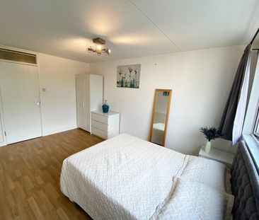 Room in a Shared Flat, Mallory Street, NW8 - Photo 3
