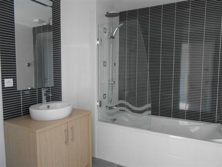 Location Maison 3 pièces 72m² THOUARE SUR LOIRE 44470 - Photo 3