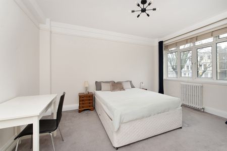 Chatsworth Court, Pembroke Road, W8 - Photo 3