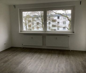 Schöne 3-Zimmer-Wohnung mit Balkon - Photo 2