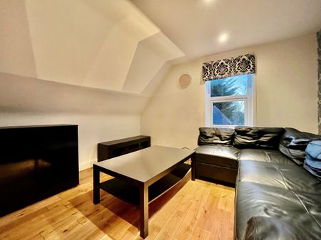 Old Park Road, Leeds - Photo 2