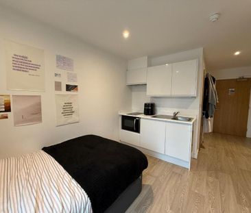 1 bedroom flat to rent - Photo 3