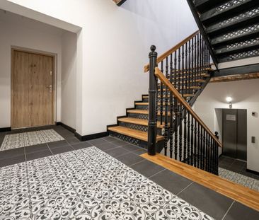 2 pokojowe mieszkanie z widokiem na Katedrę - Photo 6