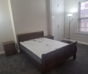 2 Bed - 12-14 Merrion Place, City Centre, Leeds - LS1 6PQ - Student/Professional - Photo 4