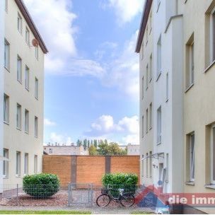 *** Erstbezug nach Renovierung - helle 2 Zimmer-Wohnung - neue EBK - Sudenburg *** - Photo 1