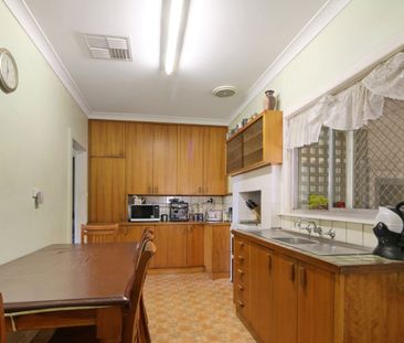 Three Bedroom Home In Sought After East Albury - Photo 1