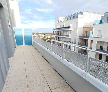 location Appartement T2 DE 46.47m² À SAVIGNY LE TEMPLE - Photo 2