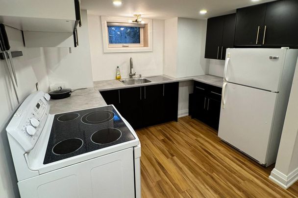 For Lease - 231 Mount Albion Road Unit# lower, Hamilton, Ontario - Photo 1