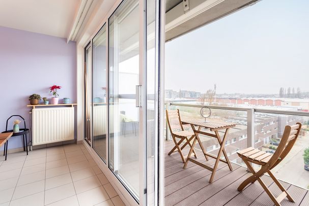 Appartement met twee slaapkamers en ruim terras - Foto 1