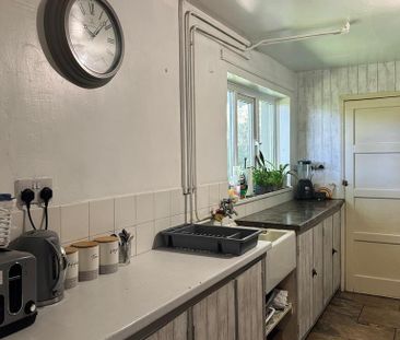 2 bedroom house to rent - Photo 2