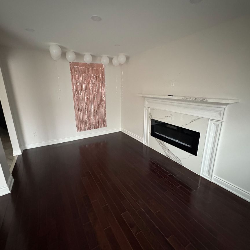 For Lease - 25 Barolo Road, Toronto, Ontario - Photo 1