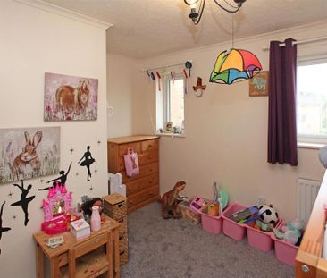 2 bedroom terraced house to rent - Photo 4
