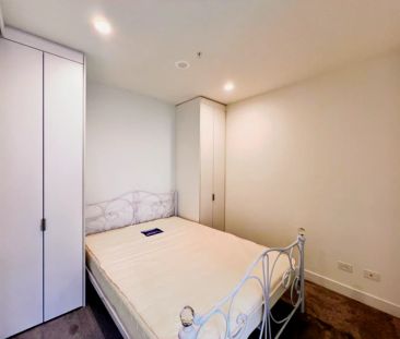 1 Bedroom - Photo 3