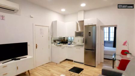 1-bedroom apartment for rent in Sol, Madrid - Foto 5