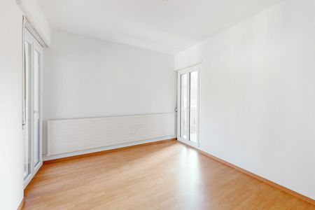 Ampio 4.5 locali con balcone a Bellinzona - Foto 2