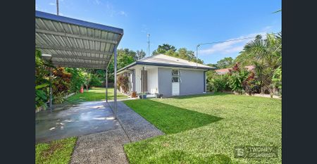 Your Private Hideaway: Modern Home with Big Backyard - Photo 5