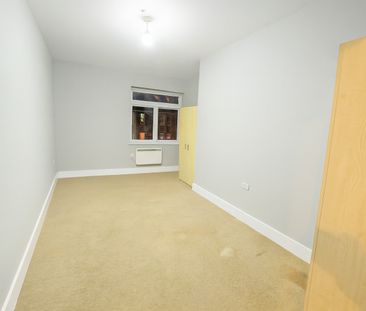 2 Bed Flat, Wembley Hill Road, HA9 - Photo 4