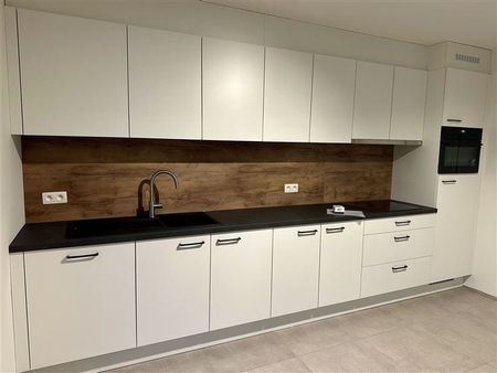 Appartement te huur - Foto 4