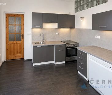 Pronájem bytu 3+1 110 m² - Photo 2