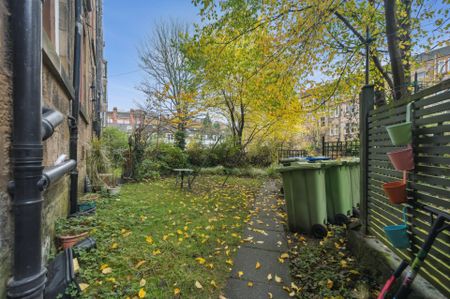 Strathyre Street - Photo 2