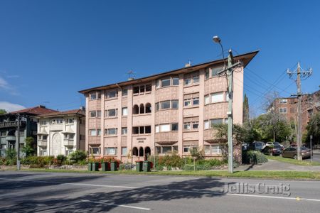 1/73 Alexandra Avenue, South Yarra - Photo 3