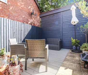 2 bedroom terraced house to rent - Photo 5