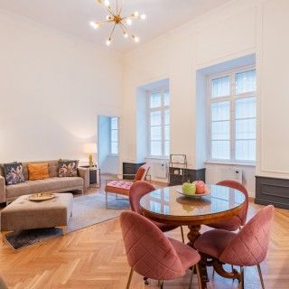 Zrínyi utca - Fotó 1