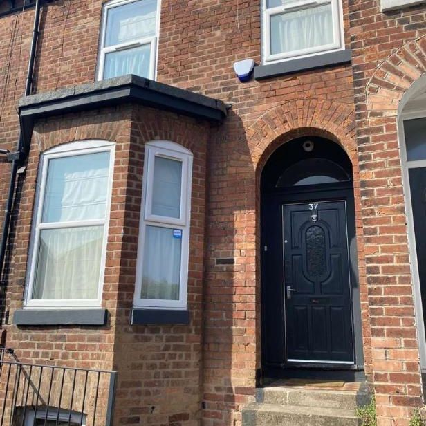 Talbot Road, Manchester, M14 - Photo 1