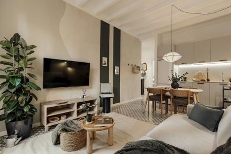 Carrer de Martínez de la Rosa, Barcelona, Catalonia 08012 - Foto 2