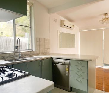 Family home close to all amenities - Photo 2
