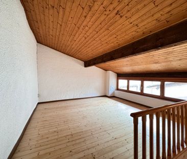 APPARTAMENTO DUPLEX 5.5 LOCALI FRONTE LAGO - Foto 2