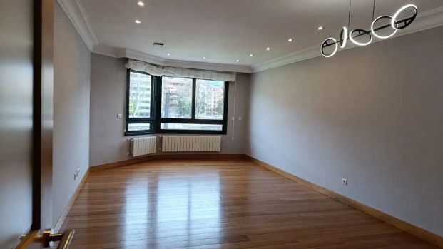 Piso de alquiler en Abandoibarra - Guggenheim - Foto 1