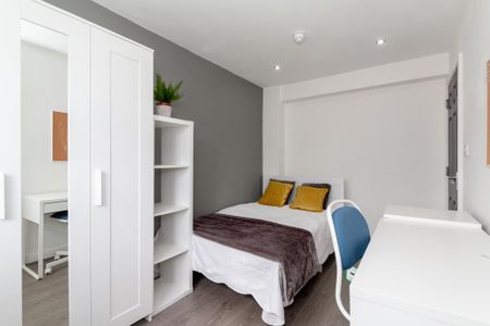 7 bedroom terraced house to rent - Photo 3