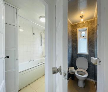 Landseer Avenue, Bishopston - Photo 1