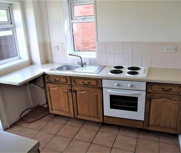 3 bedroom detached house to rent - Photo 4