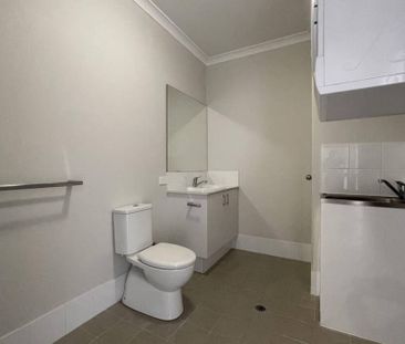 Modern 2-Bedroom Apartment Living in the Heart of Maddington - Photo 4
