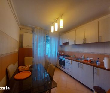 Florilor - in spate la BT, apartament 3 camere, la etajul 1 ! - Photo 3