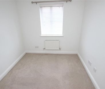 3 bedroom detached house to rent - Photo 5