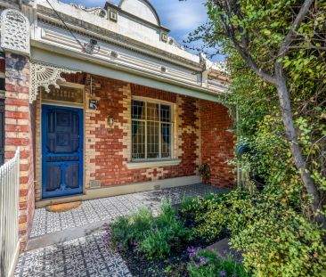 Prime Princes Hill/Carlton Location - Fully Renovated Home on Iconi... - Photo 5