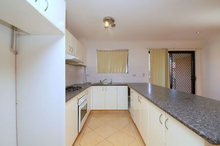 Top Floor Two Bedroom Unit - Photo 4