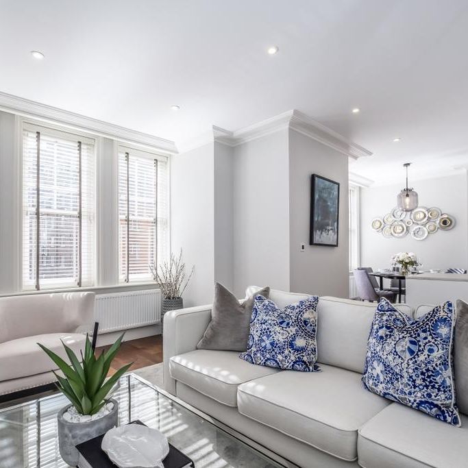 3 bedroom flat to rent - Photo 1